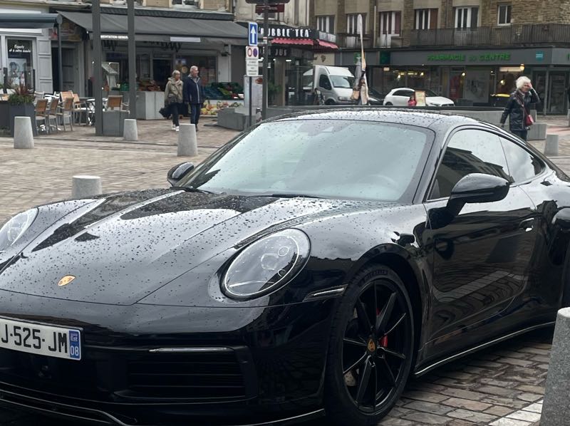 Porsche 911 spotted in Charleville-Mézières