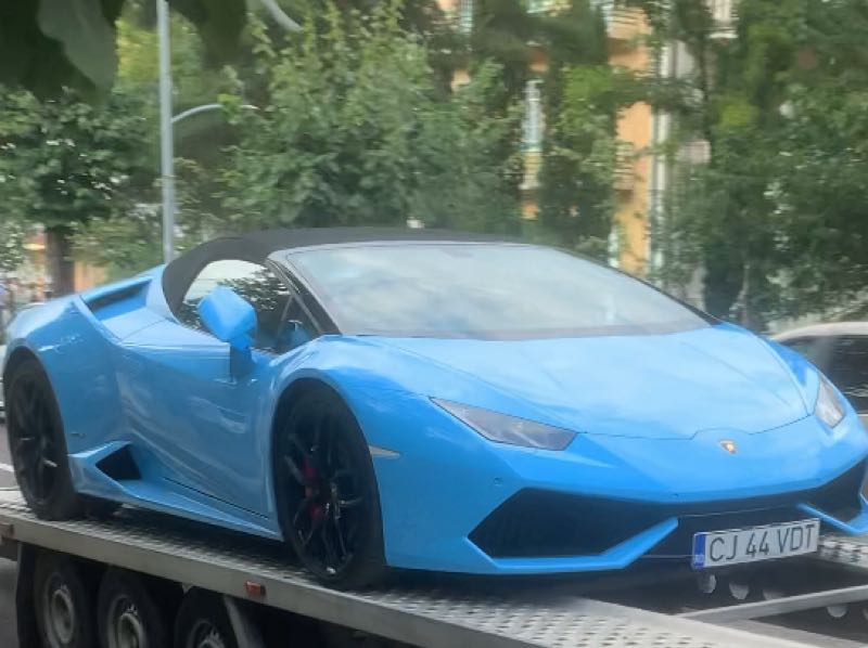 Lamborghini Huracán Spyder spotted in Târgu Mureş