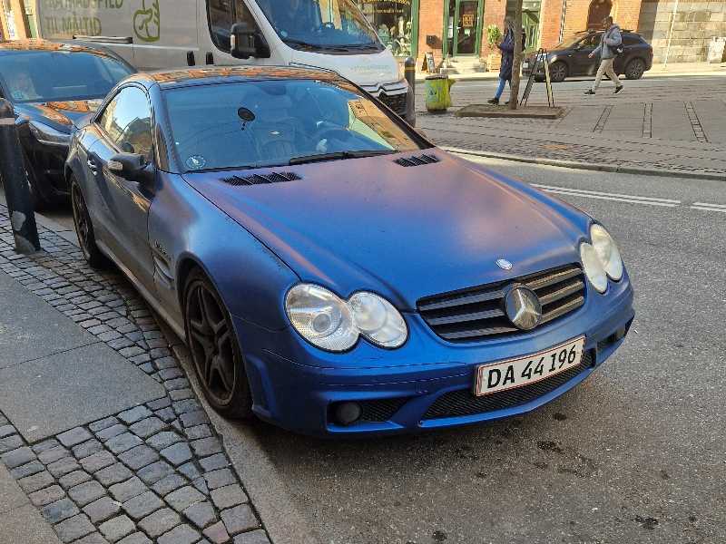 Mercedes-Benz SL 65 AMG spotted in Copenhagen