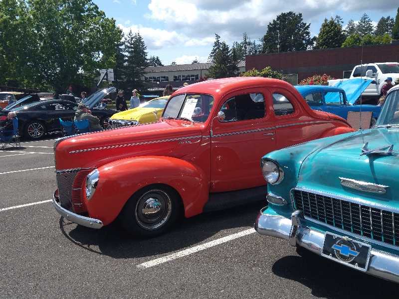 Ford Deluxe spotted in Ontario