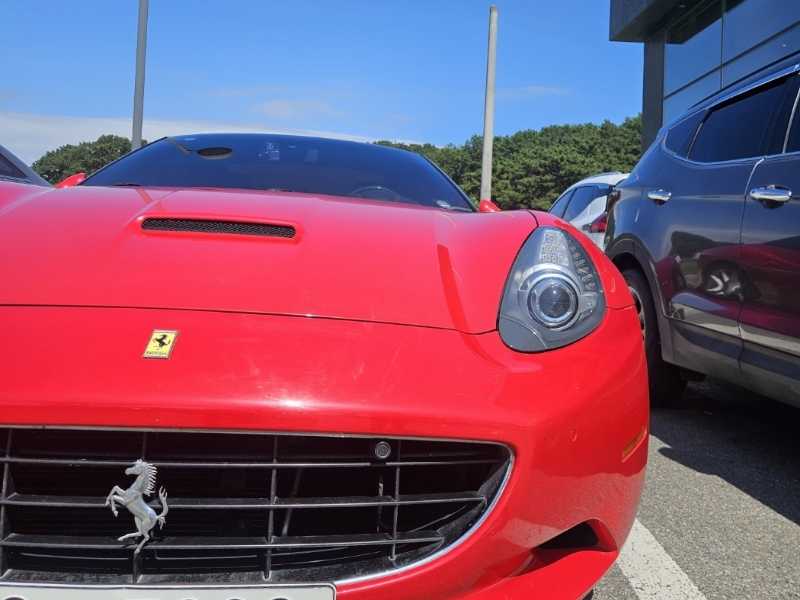 Ferrari California spotted in Incheon