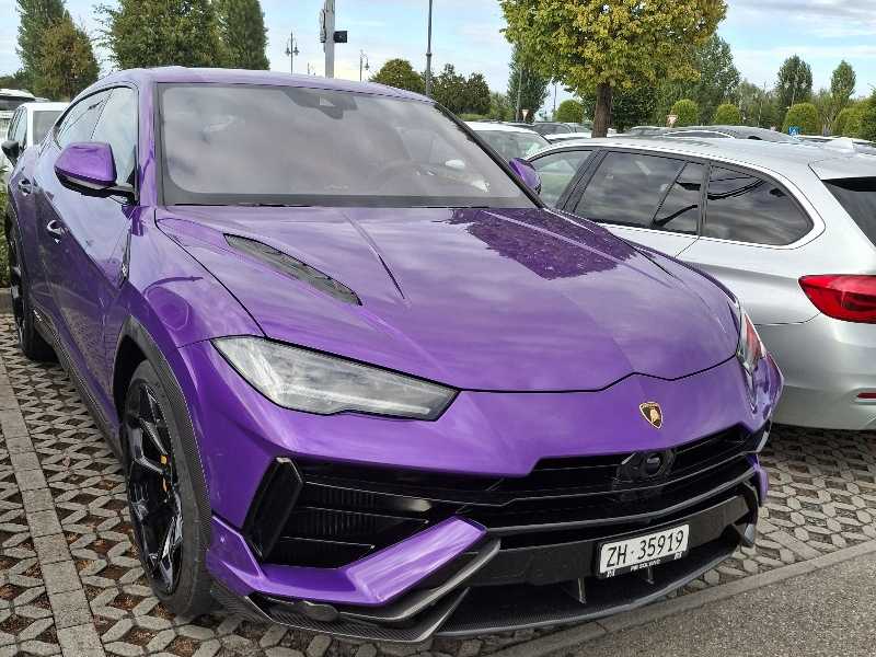 Lamborghini Urus spotted in Parma