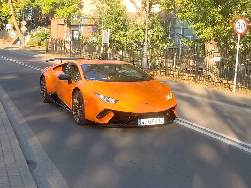 Lamborghini Huracán spotted in Ełk
