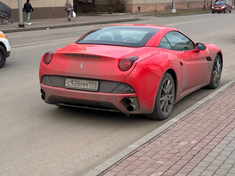 Ferrari California spotted in Serpukhov