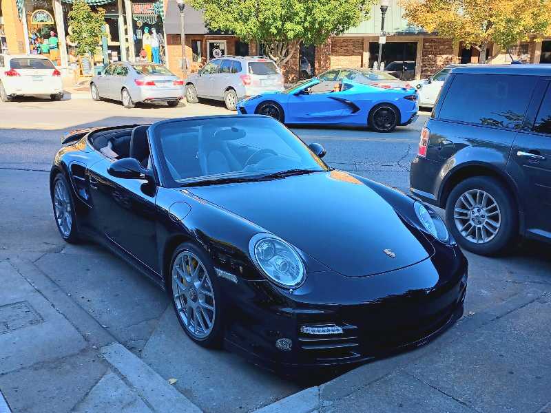 Porsche 911 Turbo spotted in Lawrence