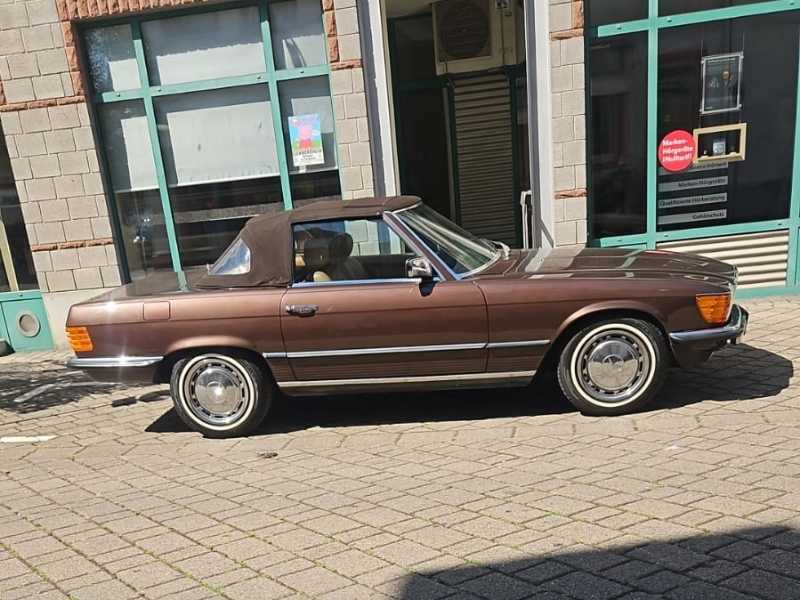 Mercedes-Benz SL-Class (1973) spotted in Karlsruhe, Germany