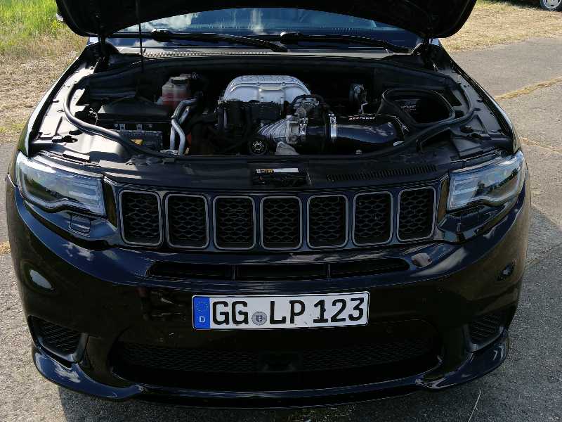 Jeep Grand Cherokee Trackhawk spotted in Tiraspol