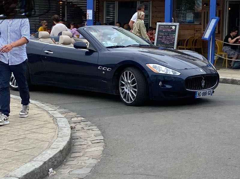 Maserati GranCabrio (2010) spotted in Île de Noirmoutier, France