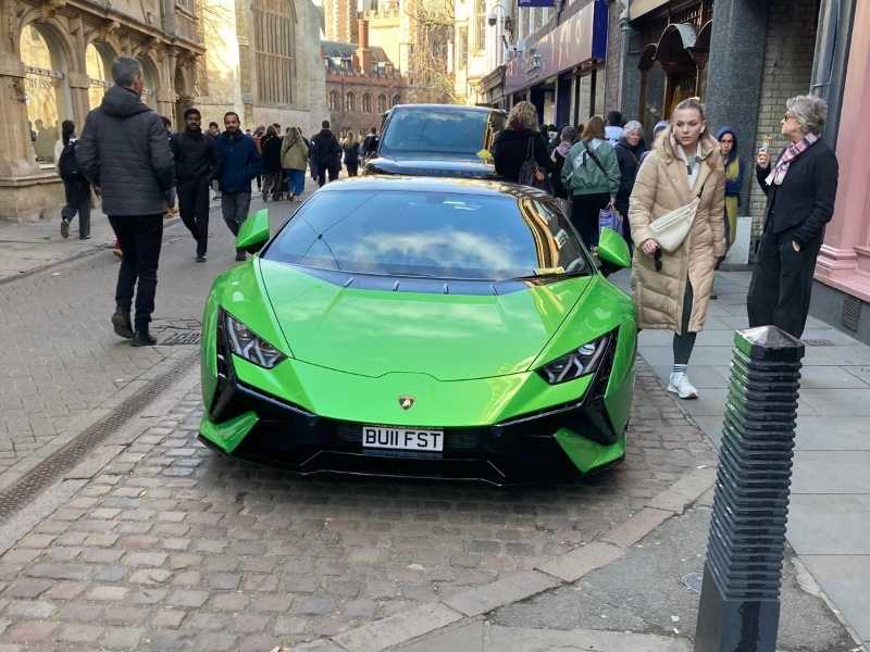 Lamborghini Huracán spotted in Cambridge