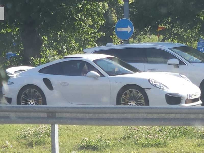 Porsche 911 Turbo (2015) spotted in Viitasaari, Finland