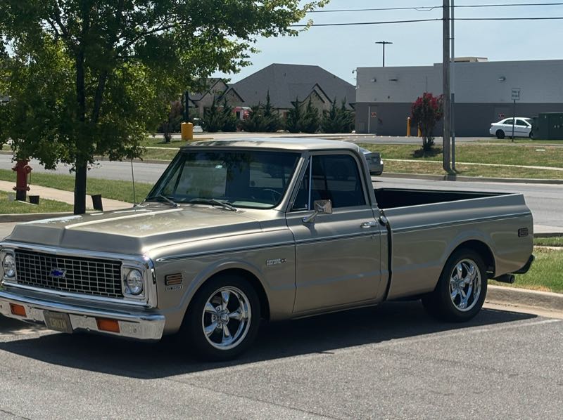 Chevrolet C10 (1971) spotted in Oklahoma City, United States