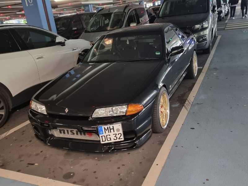 Nissan Skyline GT-R (1994) spotted in Osnabrück, Germany