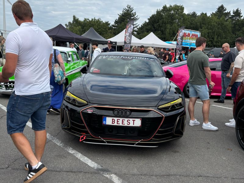 Audi RS e-tron GT spotted in Charleroi