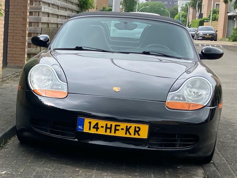 Porsche 911 spotted in Chernivtsi