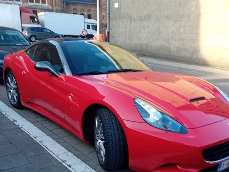 Ferrari California spotted in Mouscron