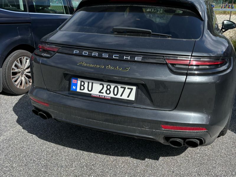 Porsche Panamera Turbo S spotted in Ål