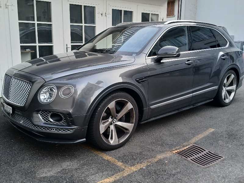 Bentley Bentayga (2020) spotted in Zürich, Switzerland