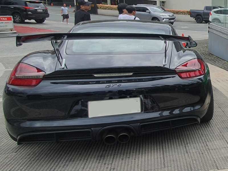 Porsche Cayman GT4 (2016) spotted in Makati City, Philippines