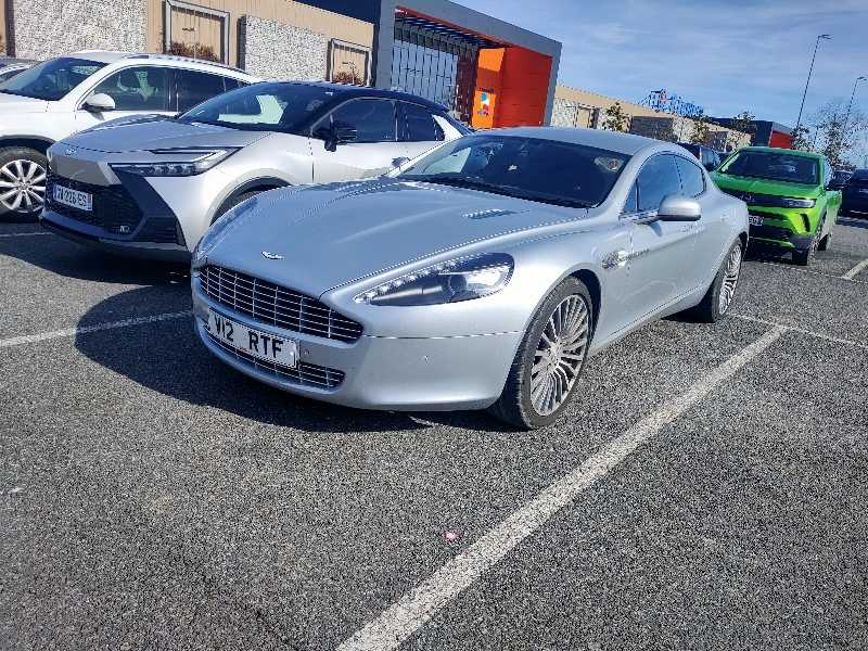 Aston Martin DB9 spotted in Saint-Gaudens