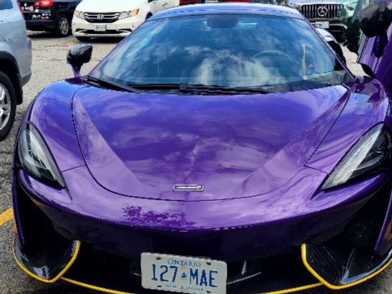 McLaren 570S spotted in Mississauga