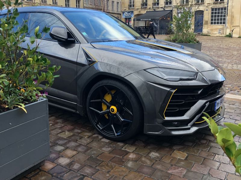 Lamborghini Urus spotted in Caen