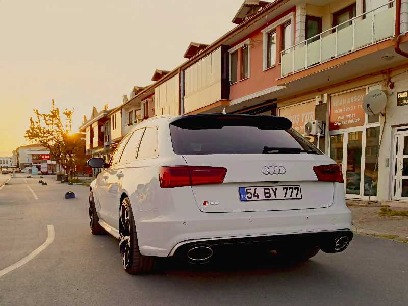 Audi RS6 (2015) spotted in Adapazarı, Turkey
