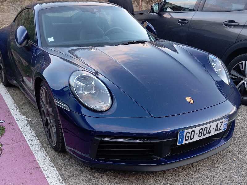 Porsche 911 spotted in Cholet