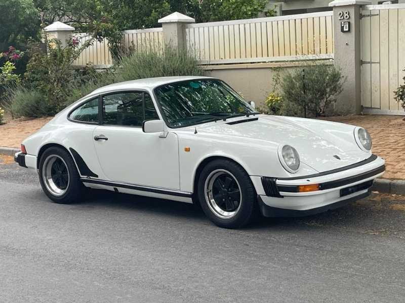 Porsche 911 spotted in Stellenbosch