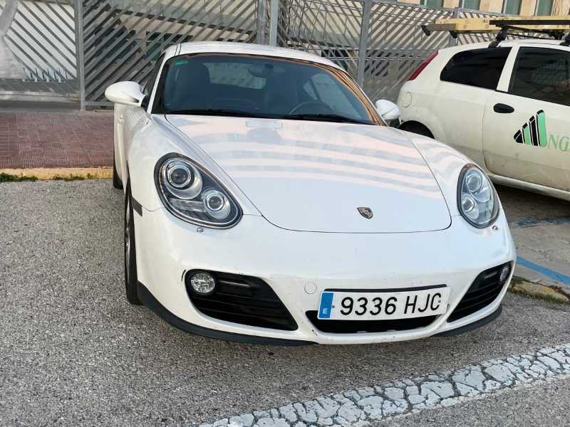 Porsche Cayman spotted in Jerez de la Frontera