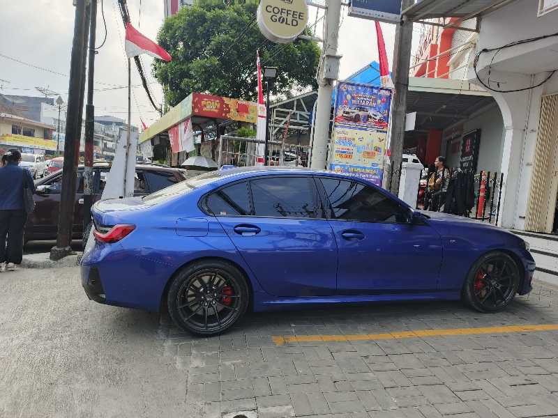BMW M3 spotted in Sukabumi
