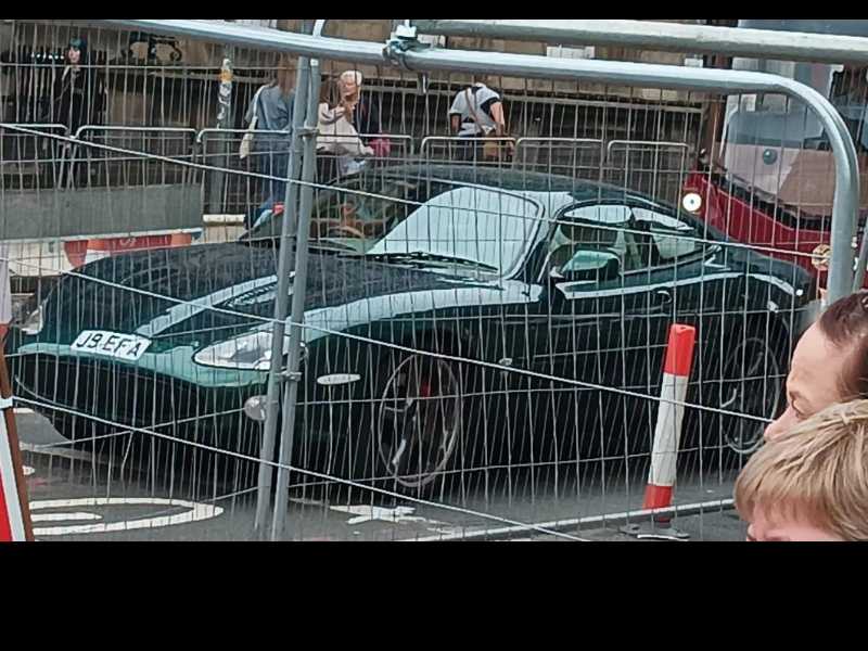 Aston Martin DB7 spotted in Edinburgh