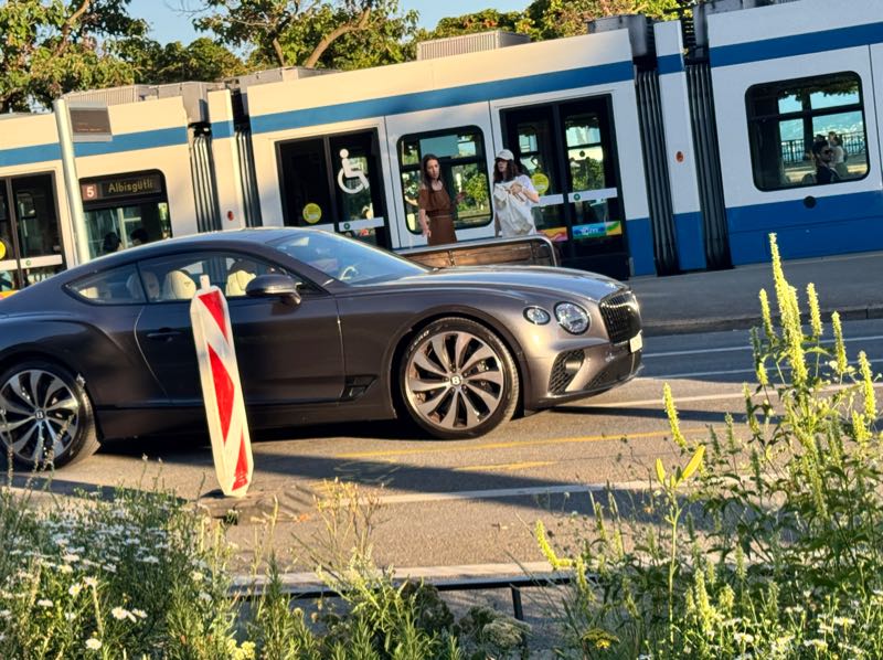Bentley Continental GT (2021) spotted in Zürich, Switzerland