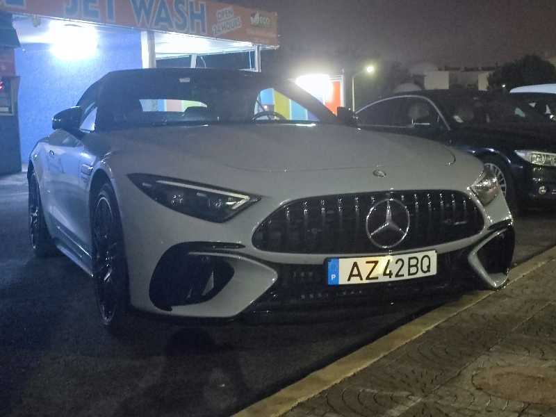 Mercedes-Benz SL spotted in Faro