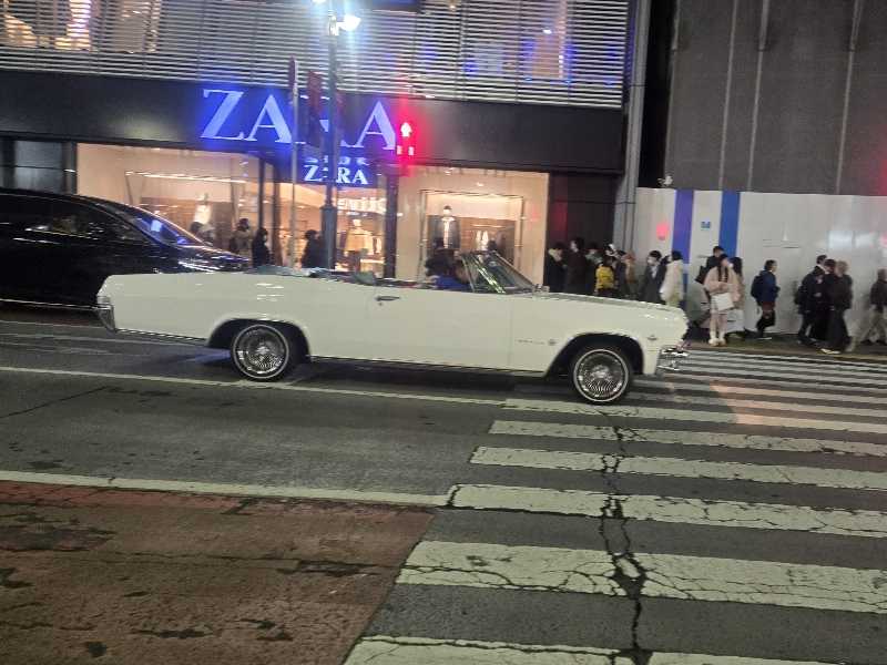 Pontiac Grand Prix spotted in Tokyo