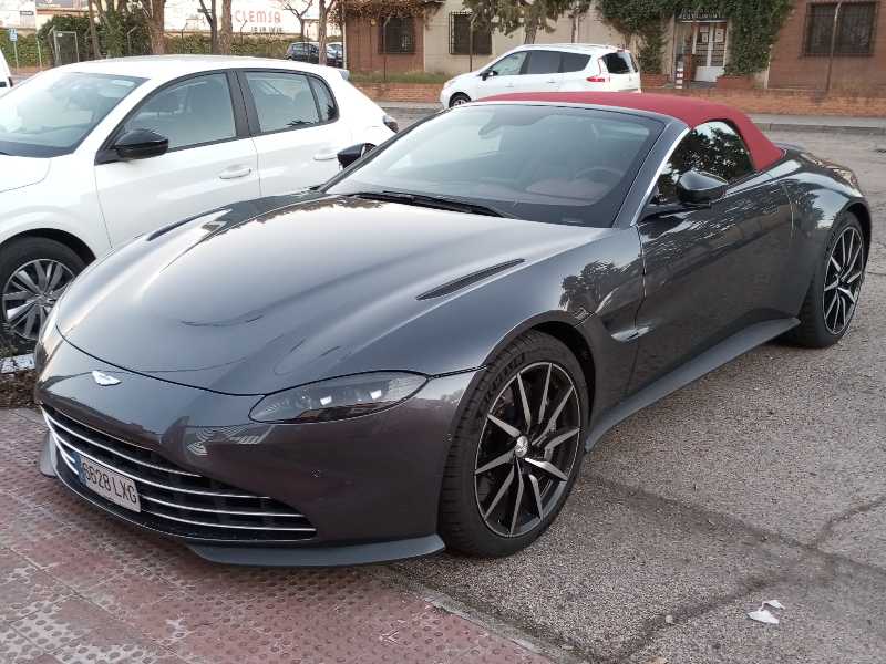 Aston Martin Vantage Roadster spotted in Madrid