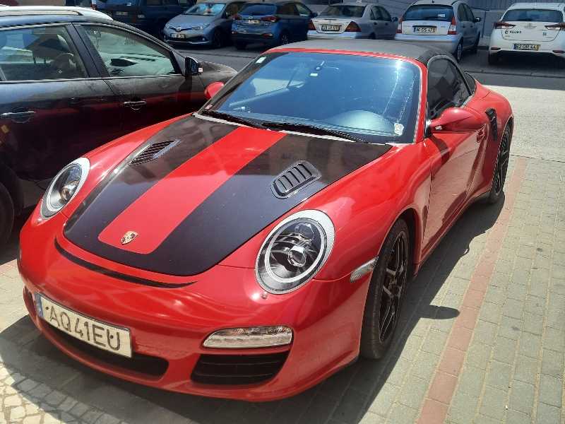 Porsche 911 Turbo spotted in Portimão