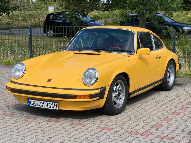 Porsche 911 (1977) spotted in Hamburg, Germany