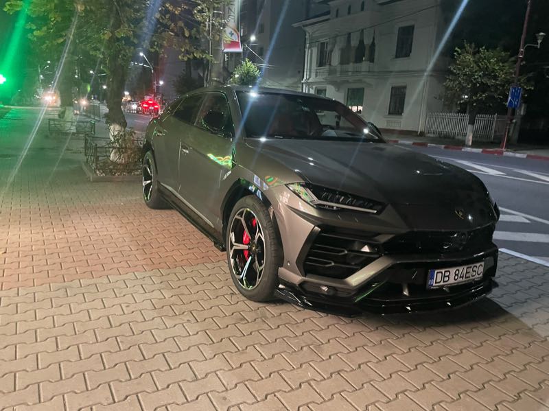 Lamborghini Urus spotted in Târgovişte