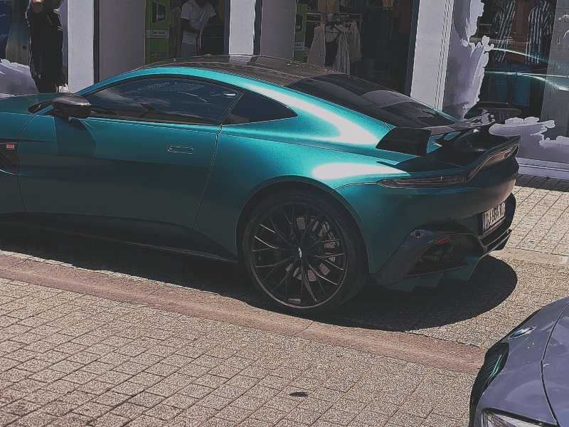 Aston Martin Vantage spotted in Le Tampon
