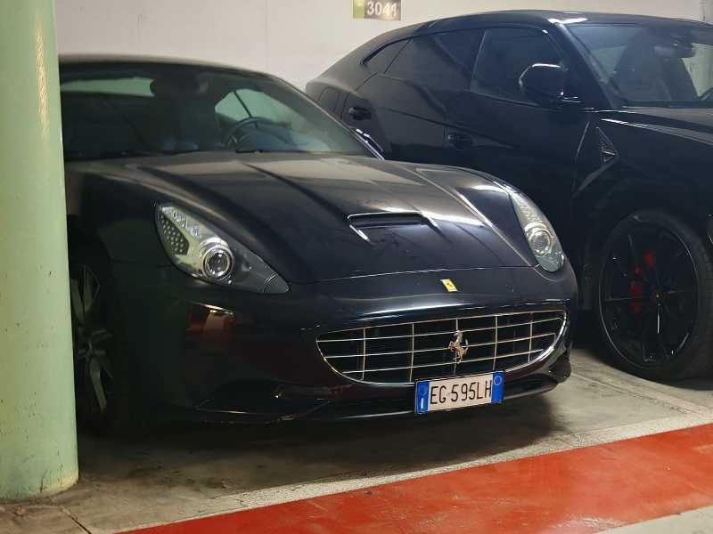 Ferrari California spotted in Sassari