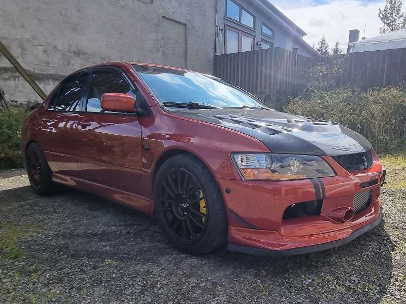 Mitsubishi Lancer Evolution spotted in Reykjavík