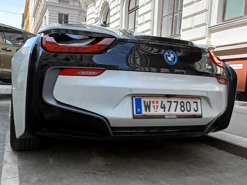 BMW i8 (2015) spotted in Köln, Germany