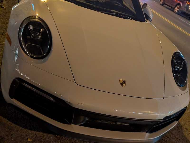 Porsche 911 spotted in Repentigny