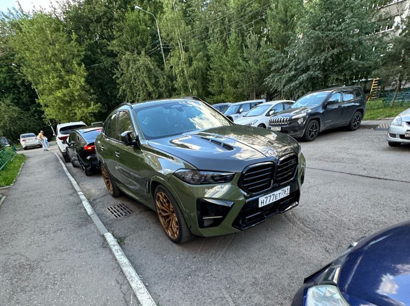 BMW X6 M spotted in Odintsovo