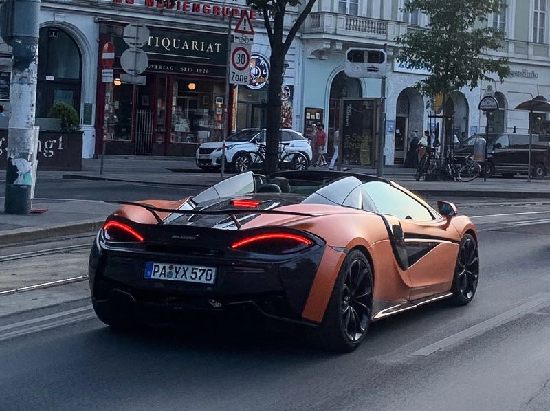 McLaren 570S Spider spotted in Vienna
