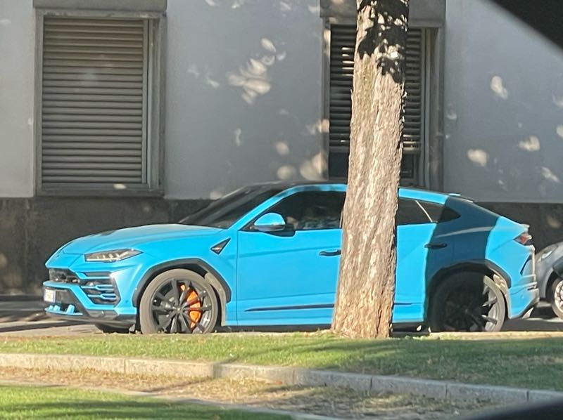 Lamborghini Urus (2022) spotted in Cuneo, Italy