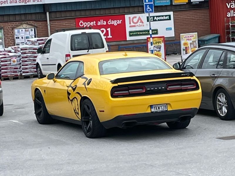 Dodge Challenger spotted in Örebro