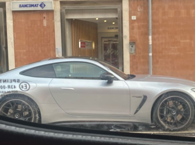 Mercedes-Benz SLS AMG spotted in Foligno