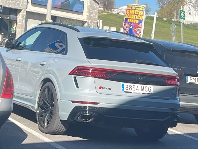Audi RS Q8 spotted in Elvas