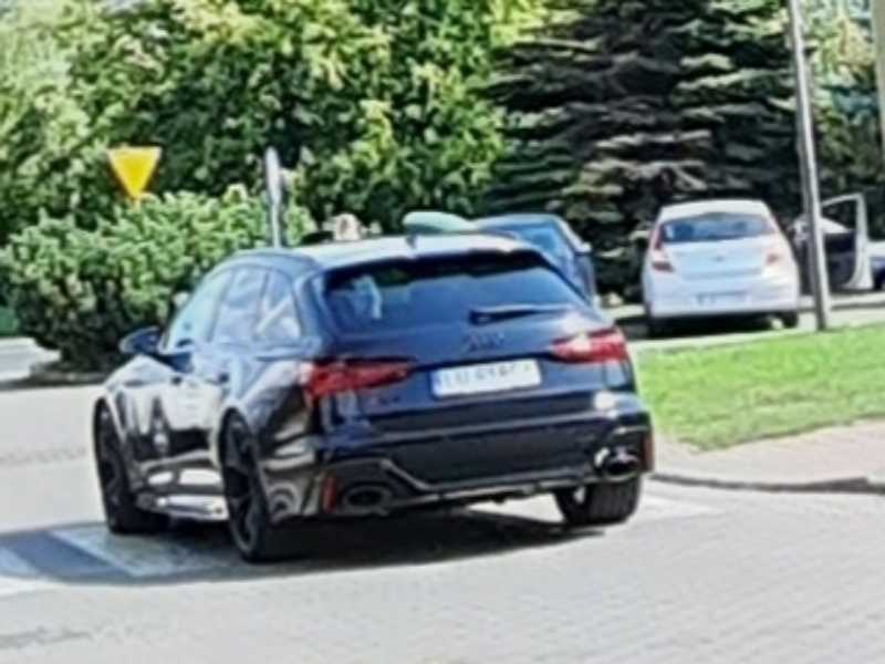 Audi RS4 Avant spotted in Lublin